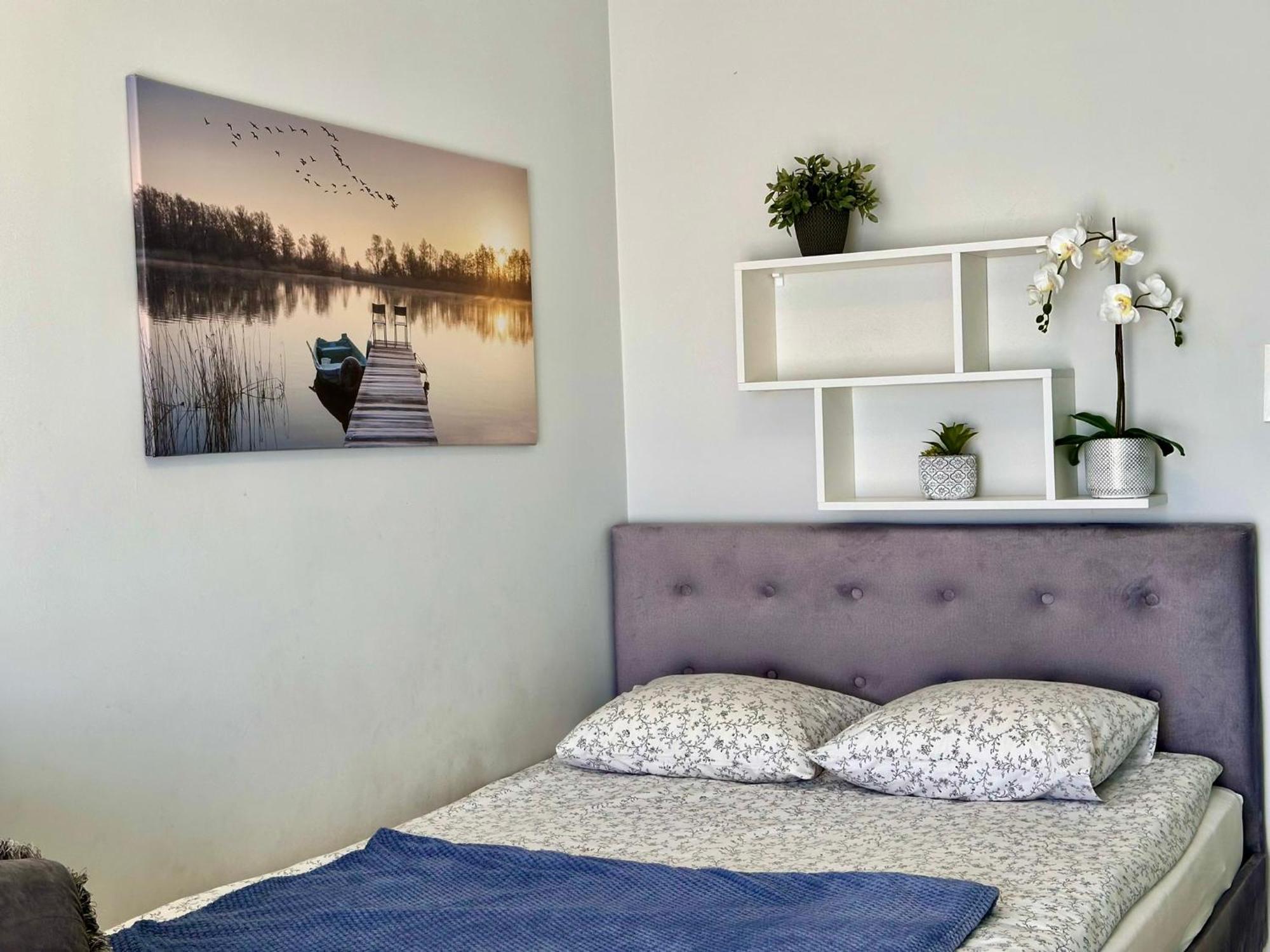 Pod Papugami - Komfortowe Pokoje Z Widokiem Na Rzeke Łeba Exterior foto